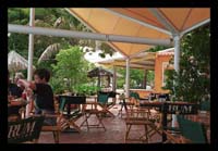 bonaire restaurant 200.jpg (16809 bytes)